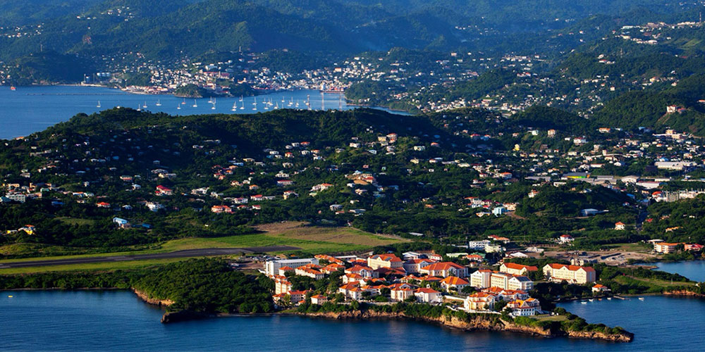SGU students enjoy the tropical paradise weather of Grenada