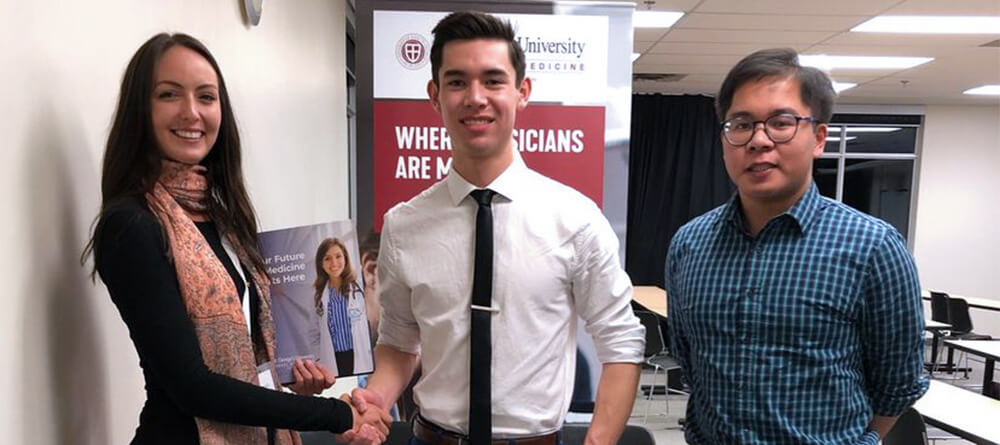 Student receiving Canadian Leadership Grant