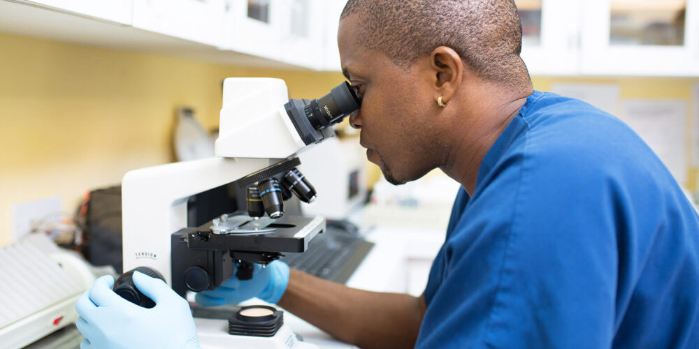 SVM Student using microscope