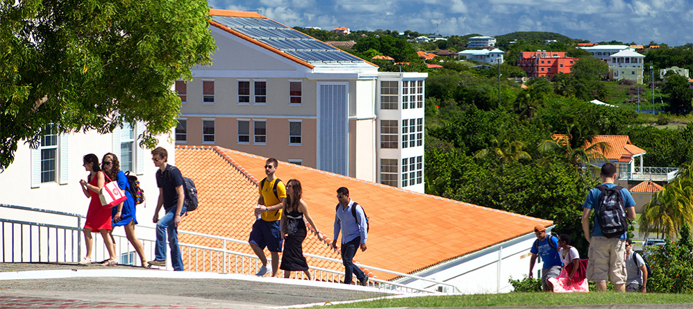 SGU students enjoy the tropical paradise weather of Grenada